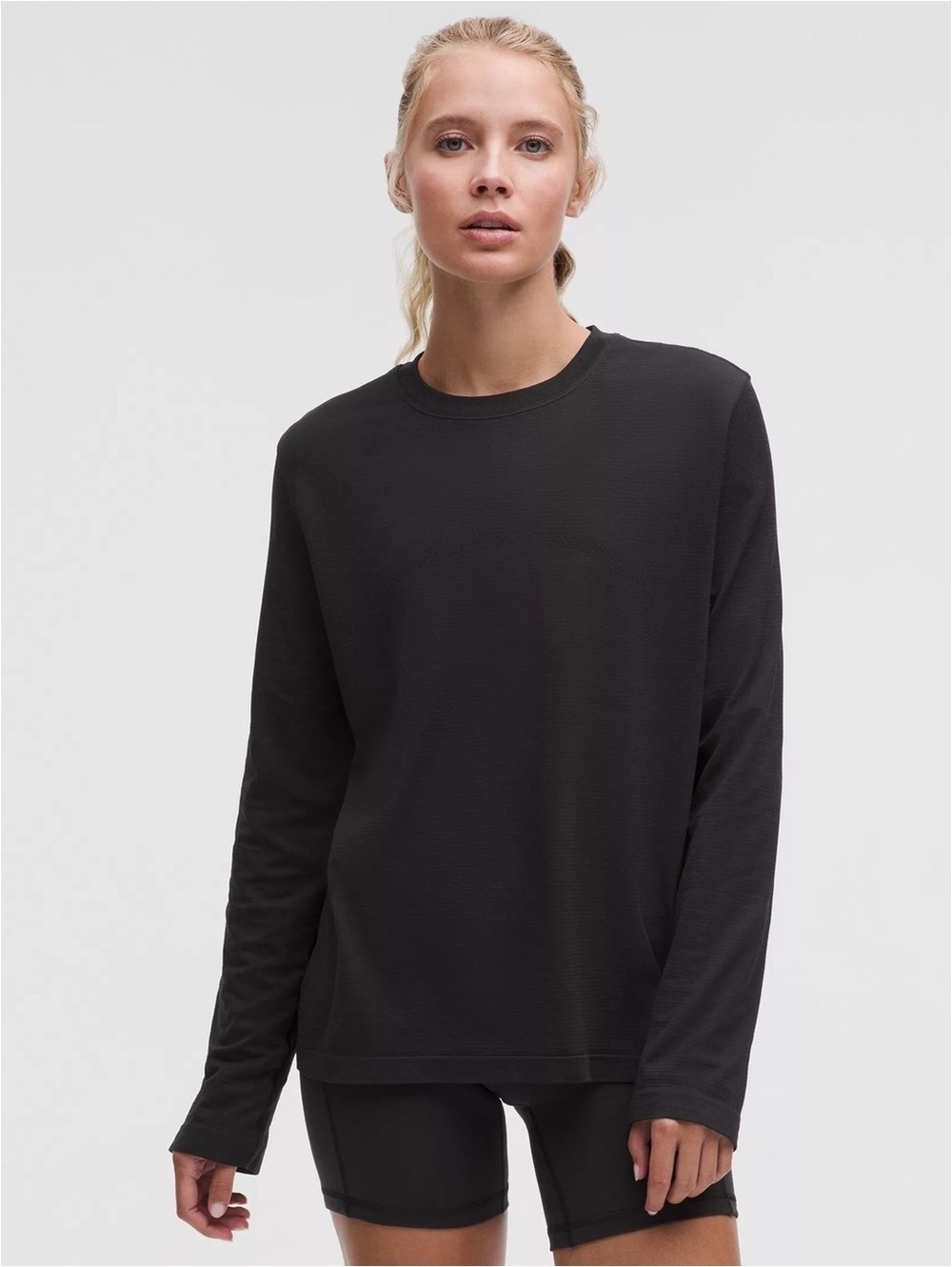 🆕🖤 Lululemon Swiftly Relaxed Long Sleeve - Black
